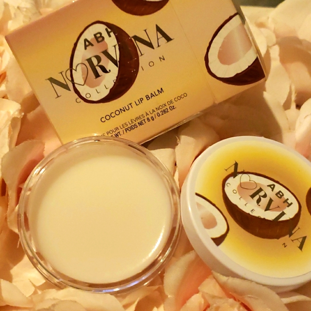 💙🌟🧚‍♀️COCONUT Anastasia DISCONTINUED Norvina Lip Balm NWT - Picture 3 of 4